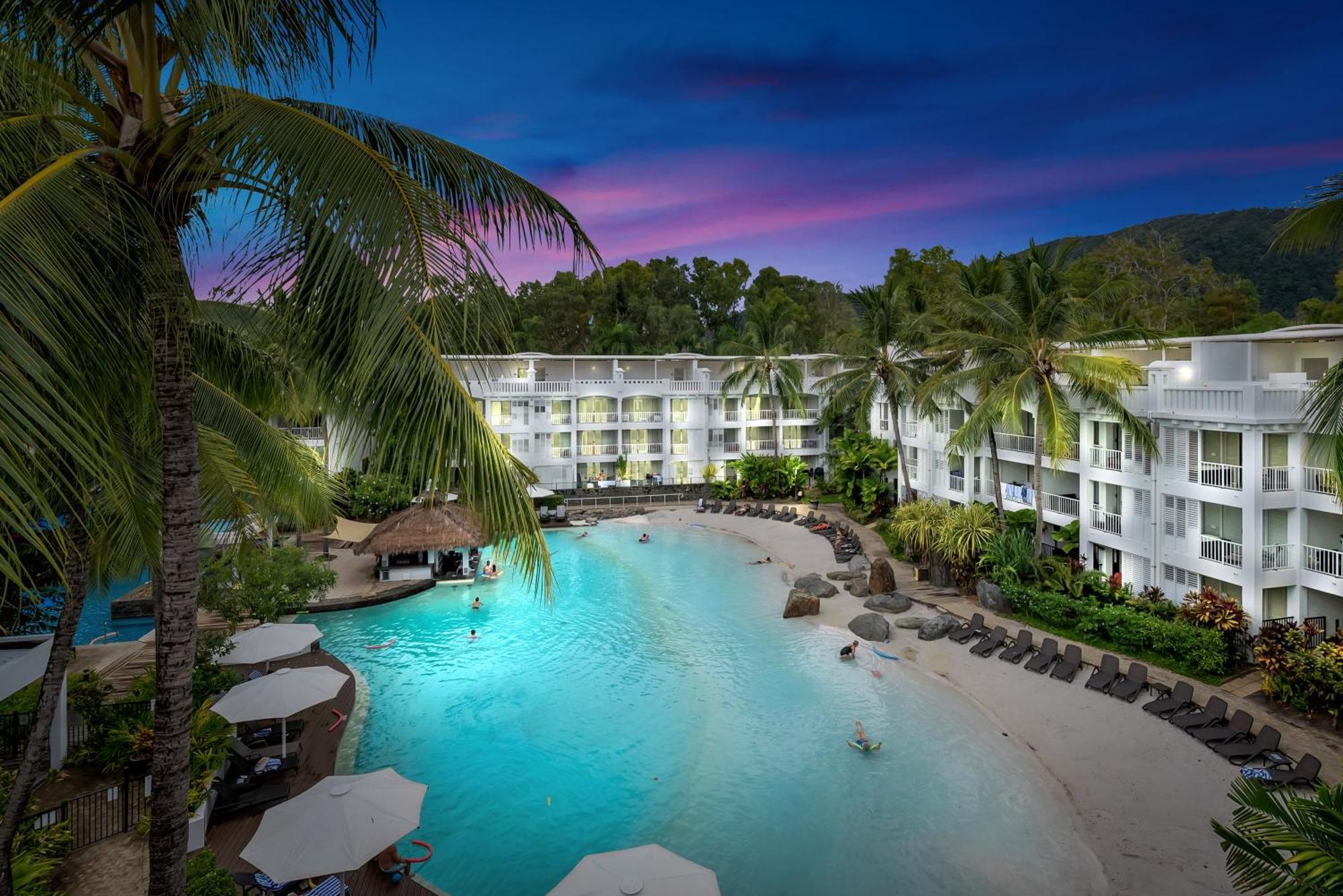 Elysium Private Apartments At Beach Club & Spa Palm Cove Exteriör bild