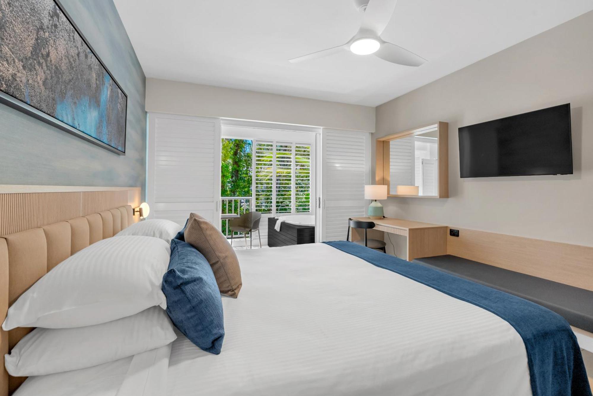 Elysium Private Apartments At Beach Club & Spa Palm Cove Exteriör bild