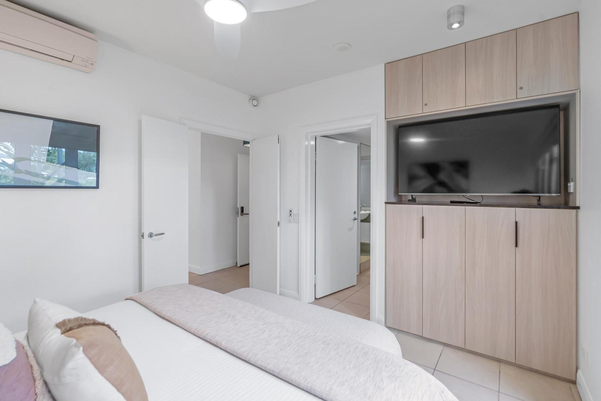 Elysium Private Apartments At Beach Club & Spa Palm Cove Exteriör bild