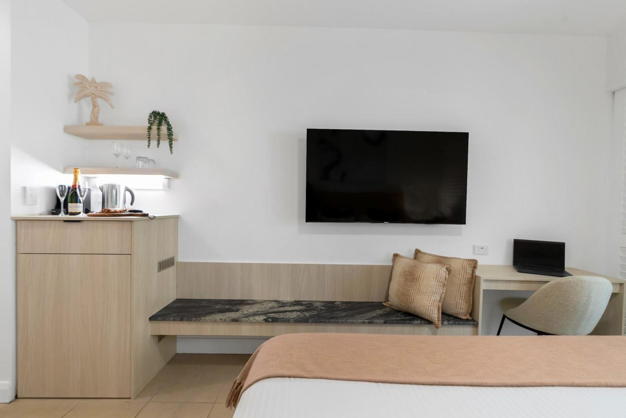 Elysium Private Apartments At Beach Club & Spa Palm Cove Exteriör bild